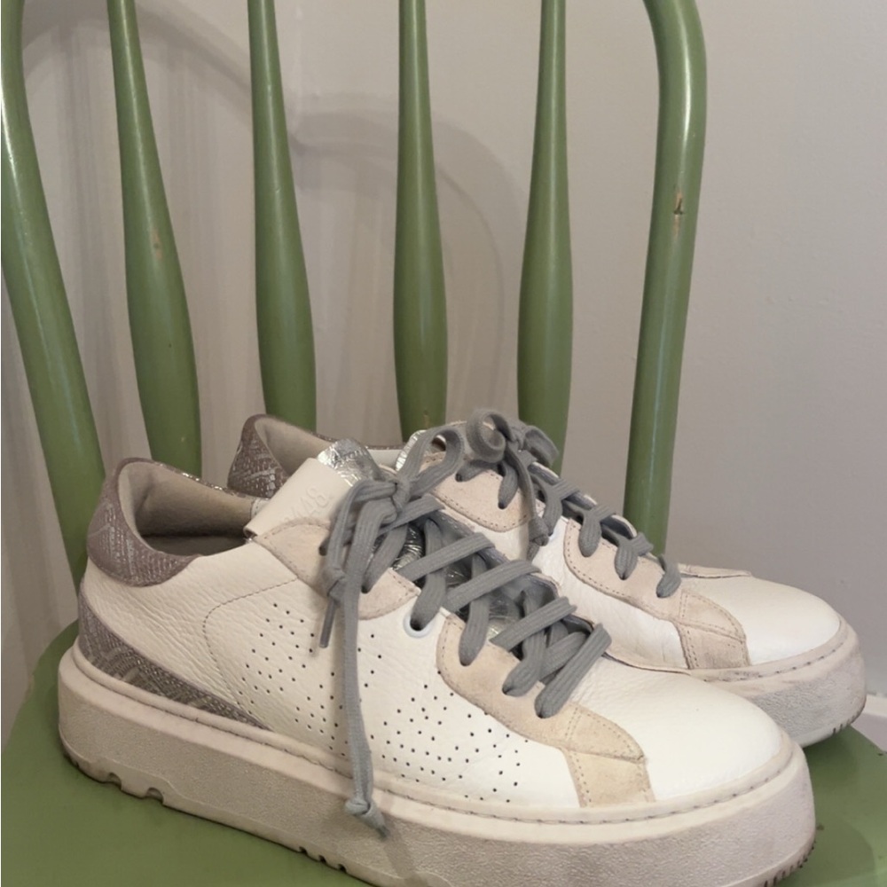 P448 Sneakers